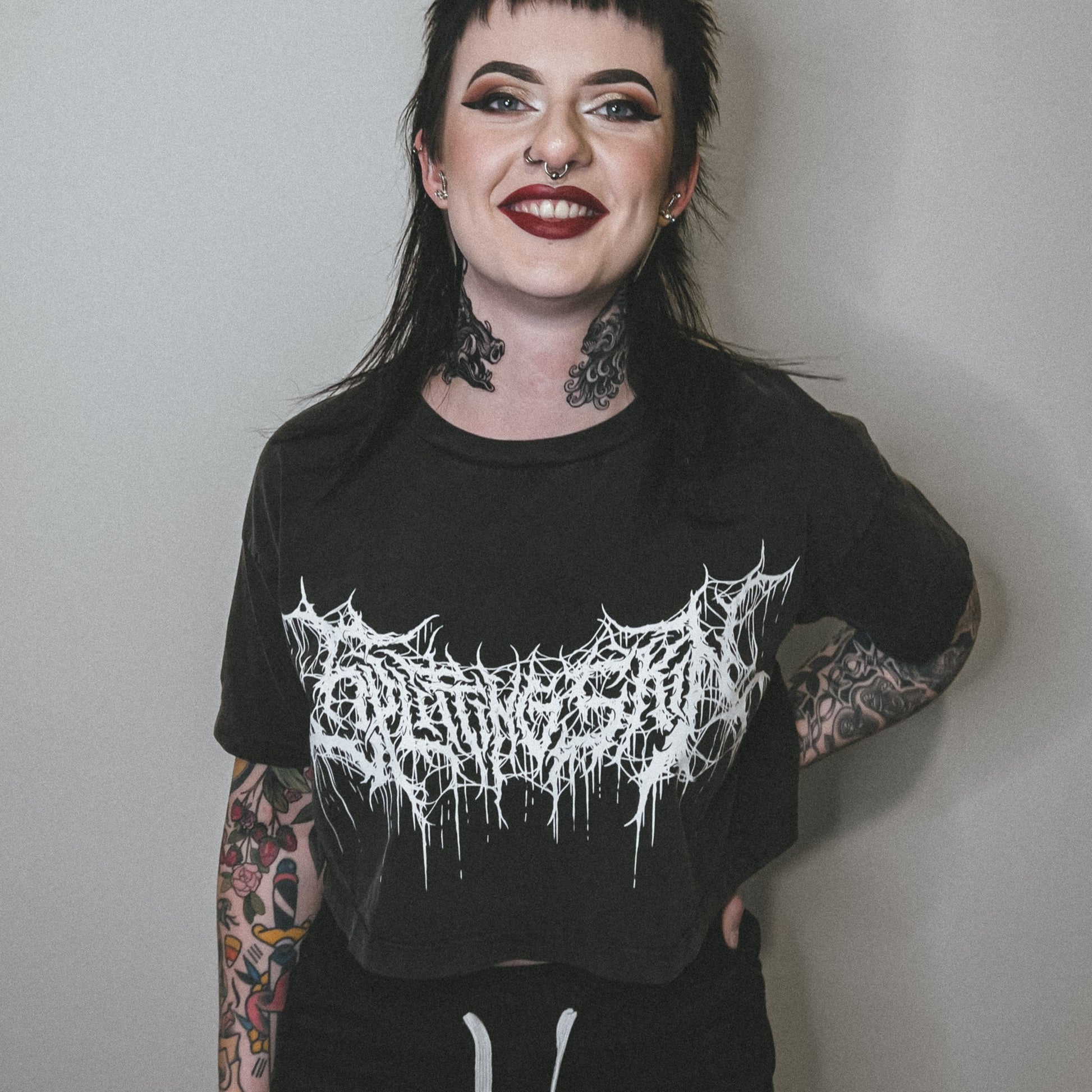 **PREORDER**Lilith Cropped Tee - Splitting Skin